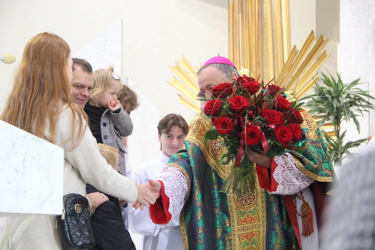 Dębica. Msza św. na rozpoczęcie Marszu dla Życia i Rodziny