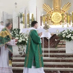 Dębica. Msza św. na rozpoczęcie Marszu dla Życia i Rodziny