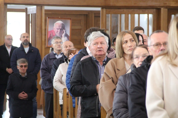Dębica. Msza św. na rozpoczęcie Marszu dla Życia i Rodziny