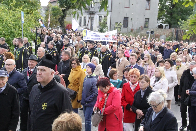 Dębica. Diecezjalny Marsz dla Życia i Rodziny 2024