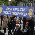 Dębica. Diecezjalny Marsz dla Życia i Rodziny 2024