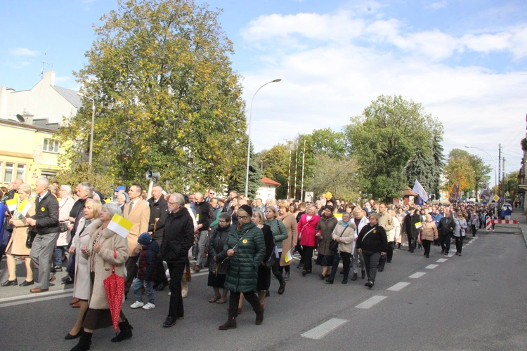 Dębica. Diecezjalny Marsz dla Życia i Rodziny 2024