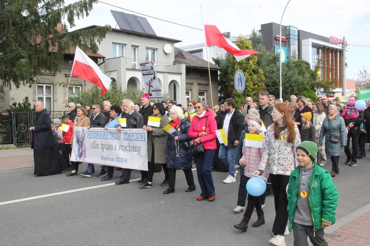 Dębica. Diecezjalny Marsz dla Życia i Rodziny 2024