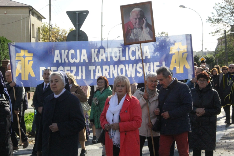 Dębica. Diecezjalny Marsz dla Życia i Rodziny 2024
