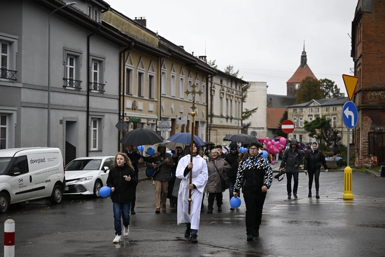 Pomnik i grobowiec dzieci utraconych w Darłowie