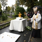 Pomnik i grobowiec dzieci utraconych w Darłowie