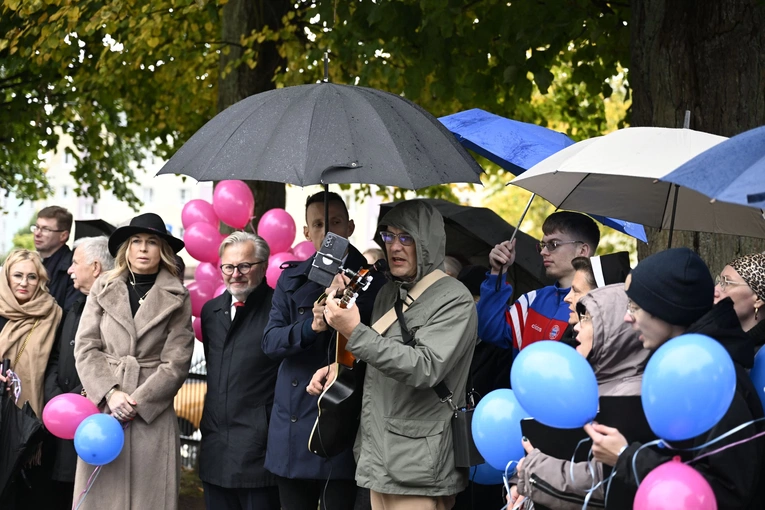 Pomnik i grobowiec dzieci utraconych w Darłowie