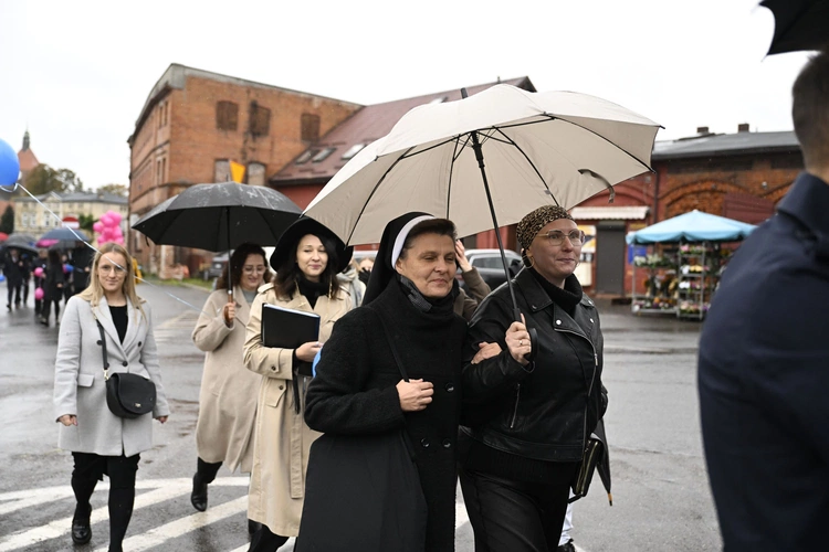 Pomnik i grobowiec dzieci utraconych w Darłowie