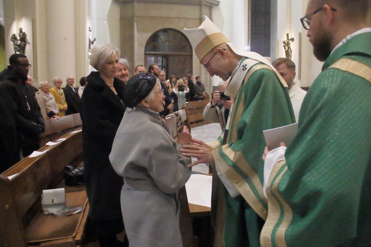 Międzyuczelniania inauguracja roku akademickiego w katedrze Chrystusa Króla oraz wręczenie nagrody "Lux ex Sielsia" cz.1