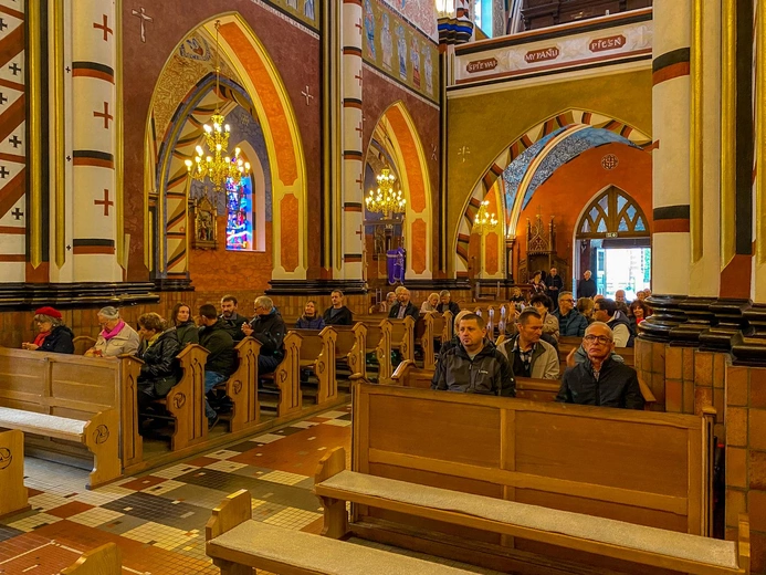 Niesłyszący u Matki