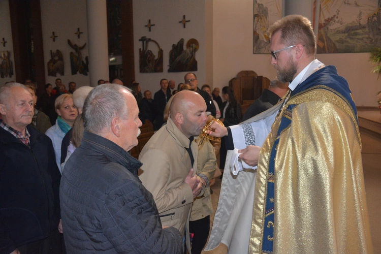 Świniarsko. Wprowadzenie relikwii bł. Jerzego Popiełuszki