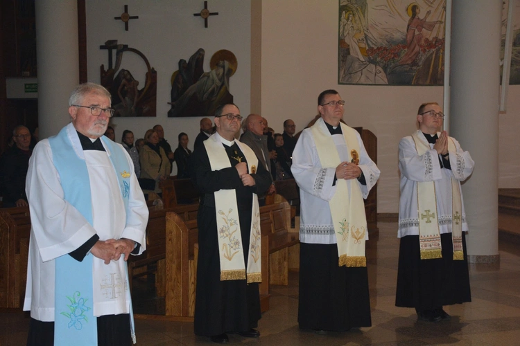 Świniarsko. Wprowadzenie relikwii bł. Jerzego Popiełuszki