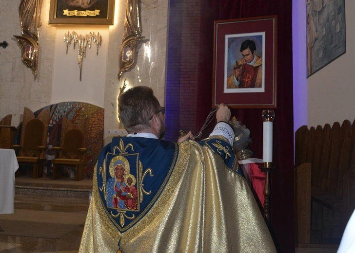 Świniarsko. Wprowadzenie relikwii bł. Jerzego Popiełuszki