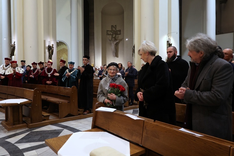 Międzyuczelniania inauguracja roku akademickiego w katedrze Chrystusa Króla oraz wręczenie nagrody "Lux ex Sielsia" cz.2