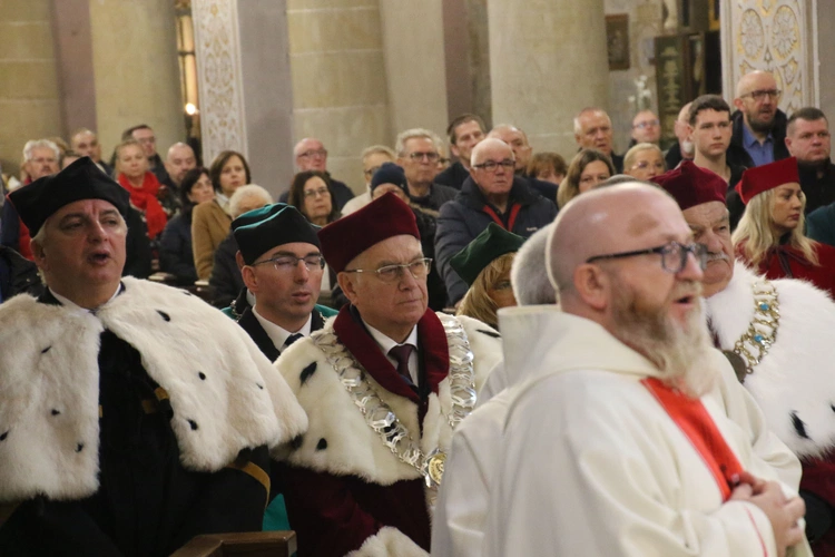 Płock. Diecezjalna inauguracja roku akademickiego