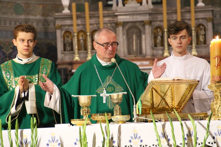 Płock. Diecezjalna inauguracja roku akademickiego
