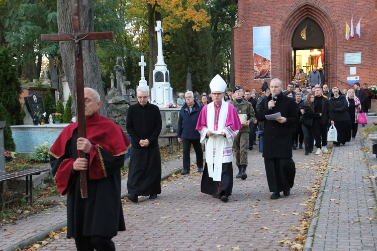 Płock. Pogrzeb dzieci nienarodzonych