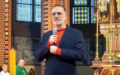 Świadectwo podczas Mszy w Niedzielę Papieską w gliwickiej katedrze.