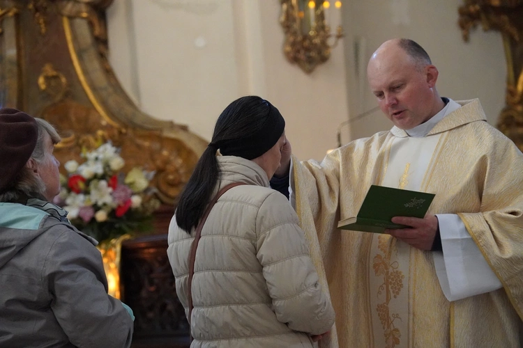 Pielgrzymka chorych do grobu św. Jadwigi Śl.