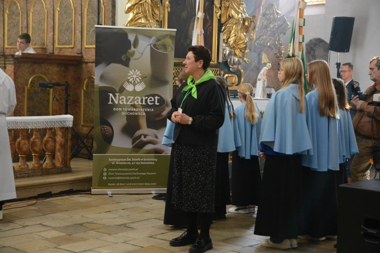 Poświęcenie Domu Towarzyszenia Duchowego "Nazaret" w Jemielnicy