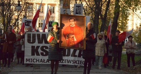 Marsz ku czci ks. J. Popiełuszki w Radomiu