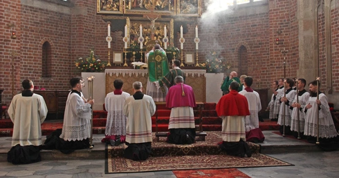 Duszpasterstwo Wiernych Tradycji Łacińskiej w archidiecezji wrocławskiej obchodzi 25 lat