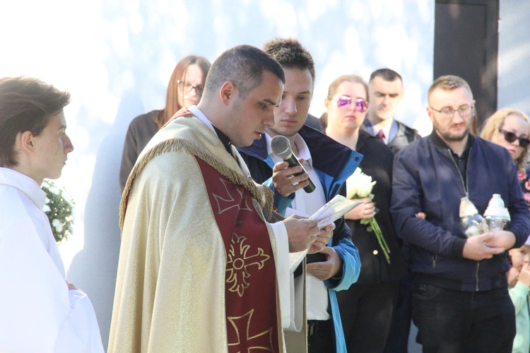 Utul me dziecko dziś w Swoich ramionach