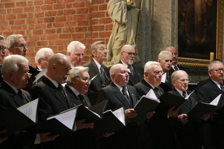 Koncert chórów w Rudach 