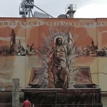 Mural z Chrystusem Zmartwychwstałym