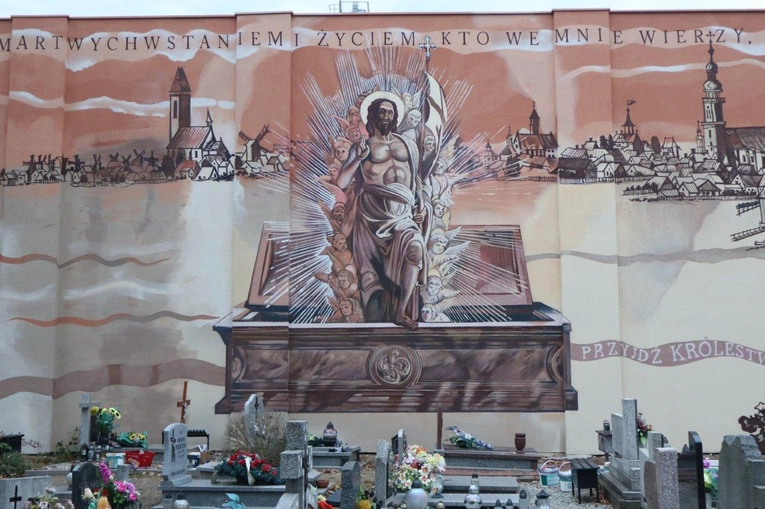 Mural z Chrystusem Zmartwychwstałym