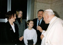 46 lat temu rozpoczął się pontyfikat św. Jana Pawła II - papieża rodziny