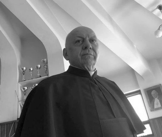 Zmarł ks. Karol Świostek