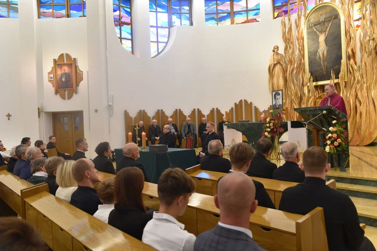 Rozpoczęcie procesu beatyfikacyjnego ks. Jana Czuby