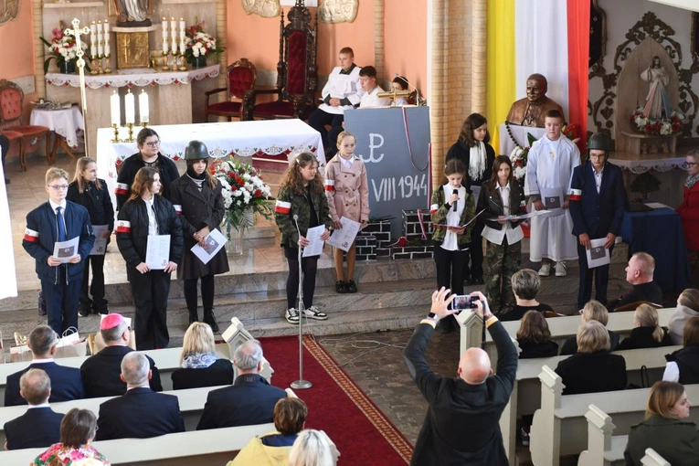 Finał konkursu o św. Janie Pawle II w Trzebiczu
