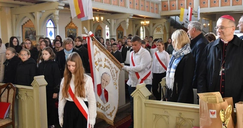 Finał konkursu o św. Janie Pawle II w Trzebiczu