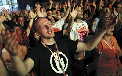 Emocjonalność w życiu religijnym – zła czy dobra?
