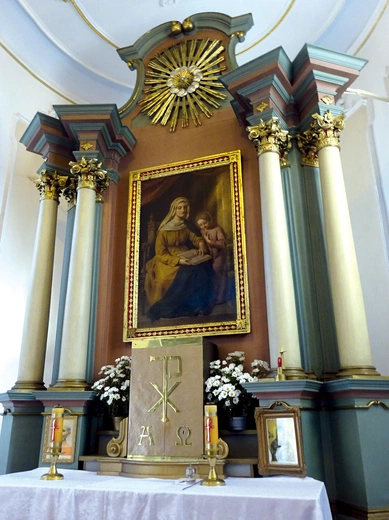 Ołtarz główny z XVIII w. w kościele św. Anny w Tarnowskich Górach