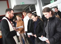 	Młodzi zadeklarowali, że chcą rozpocząć deuterokatechumenat.