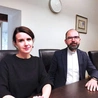 – Wystąpienia kongresowe będą dotykały kwestii odpowiedzialnego rodzicielstwa, związanej z osobowym wzrostem i rozwojem wzajemnej miłości małżonków – mówią ks. dr Paweł Gałuszka i dr Magdalena Dej.