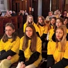Na Mszy św. w intencji pracowników, byłych i obecnych pacjentów nie zabrakło wolontariuszy. 