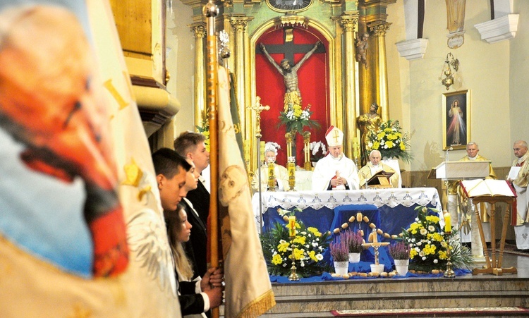 Eucharystii przewodniczył bp Marek Solarczyk.