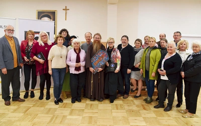 	Uczestnicy spotkania z br. Marcinem Świądrem OFM Cap.