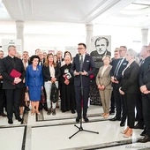 	16 października w gmachu Sejmu RP otwarto wystawę pt. „Polska jutra. Dekalog społeczny bł. księdza Jerzego Popiełuszki”.