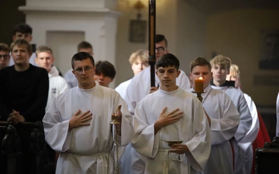 Lektorzy szkolą się na animatorów i ceremoniarzy