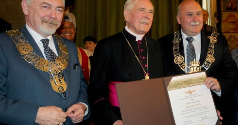 Ks. Jerzy Bryła Honorowym Obywatelem Miasta Krakowa 2014