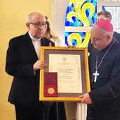 Fundusz Pomocy Misjonarzom Diecezji Opolskiej nagrodzony medalem "Benemerenti in Opere Evangelizationis"