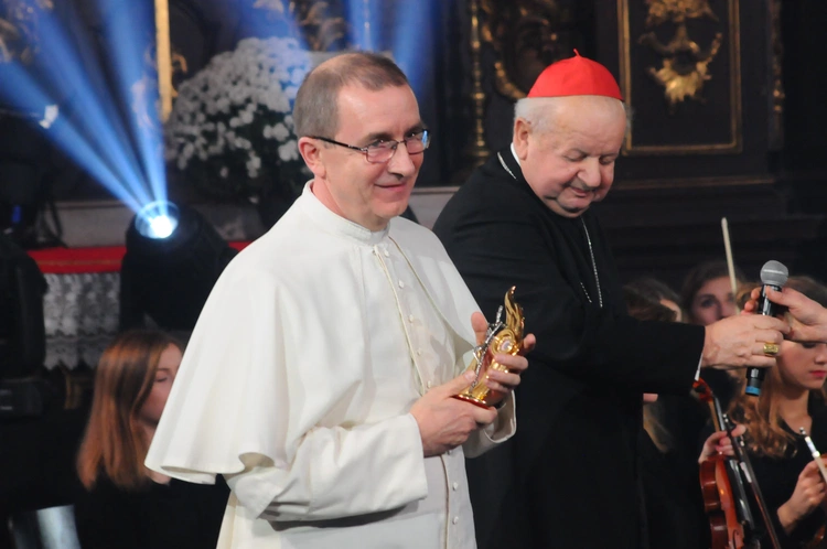 Złoty Medal Gloria Artis dla ks. Jerzego Bryły 2017
