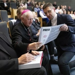 90. urodziny abp. seniora Damiana Zimonia na WTL UŚ