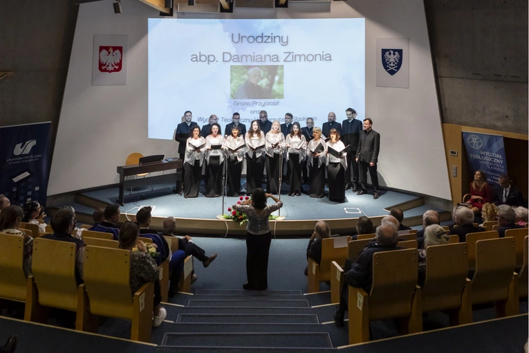 90. urodziny abp. seniora Damiana Zimonia na WTL UŚ