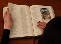 Zabawa nie zagłuszyłaby prawdy